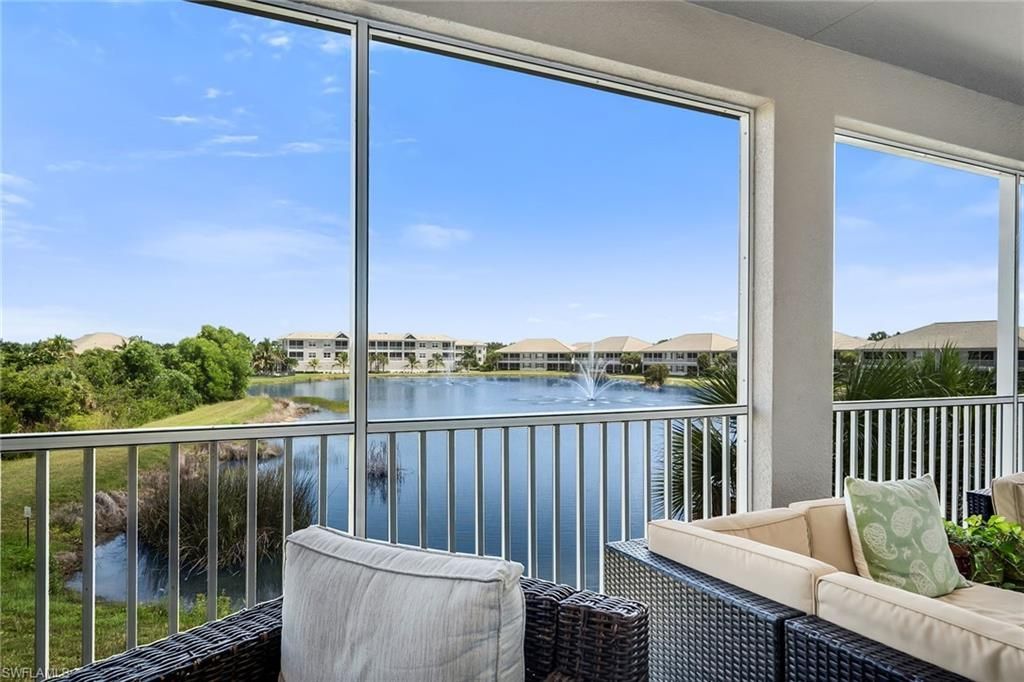 257 Indies Dr E, Unit 202, Naples, FL 34114 Photo