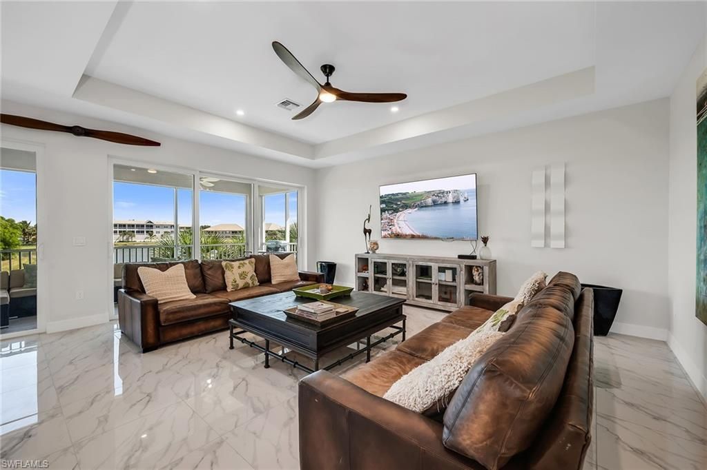 257 Indies Dr E, Unit 202, Naples, FL 34114 Photo