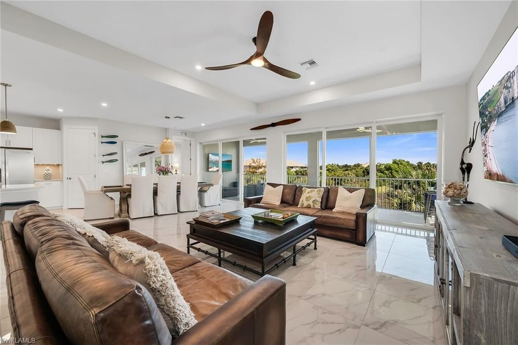 257 Indies Dr E, Unit 202, Naples, FL 34114 Photo