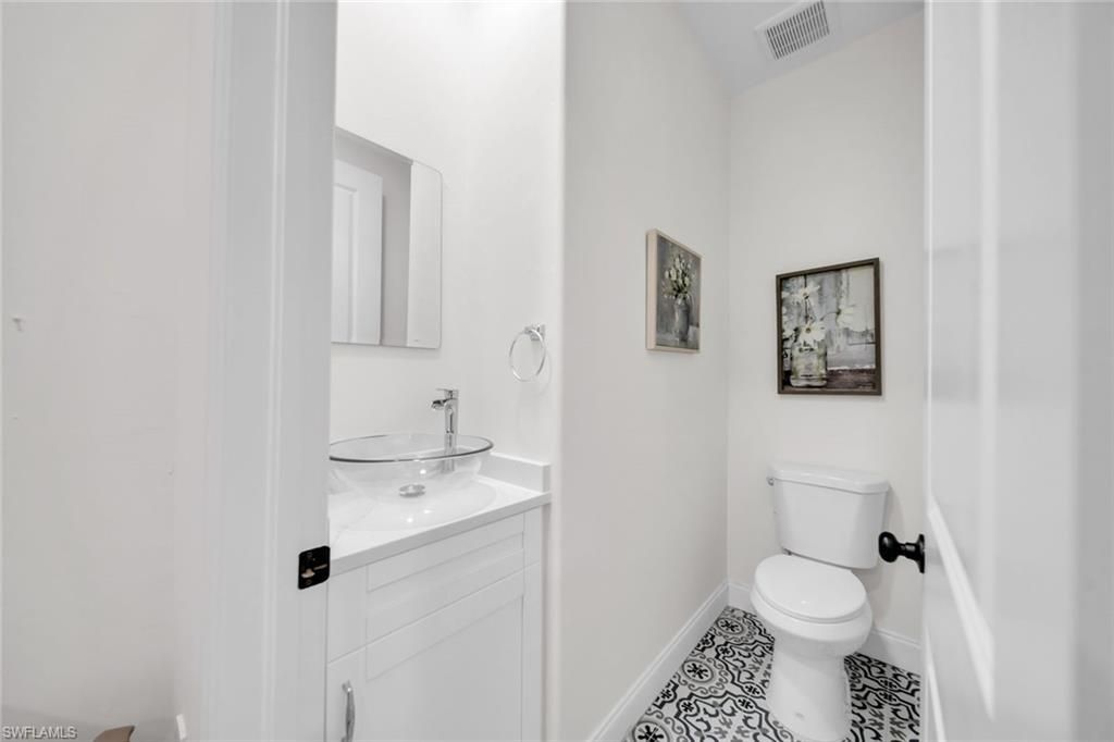 609 Clayton Ave, Lehigh Acres, FL 33972 Photo