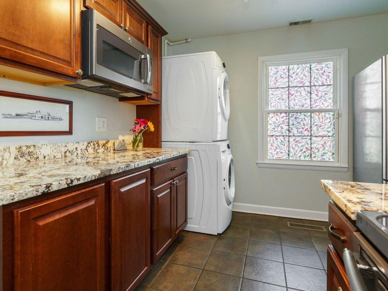 3781 Eisenhower Road, Columbus, OH 43224 Photo 15