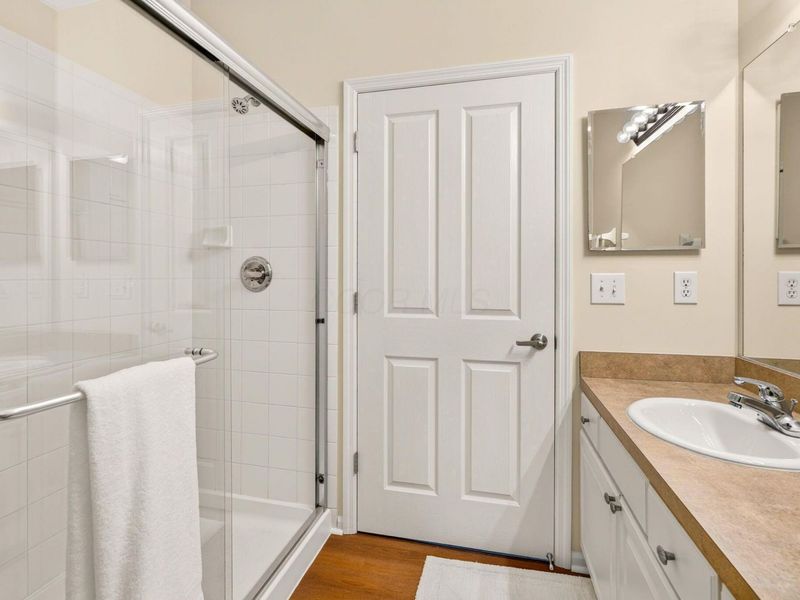 7434 Falls View Circle , Delaware, OH 43015 Photo 24