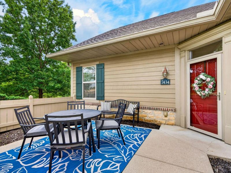 7434 Falls View Circle , Delaware, OH 43015 Photo 6