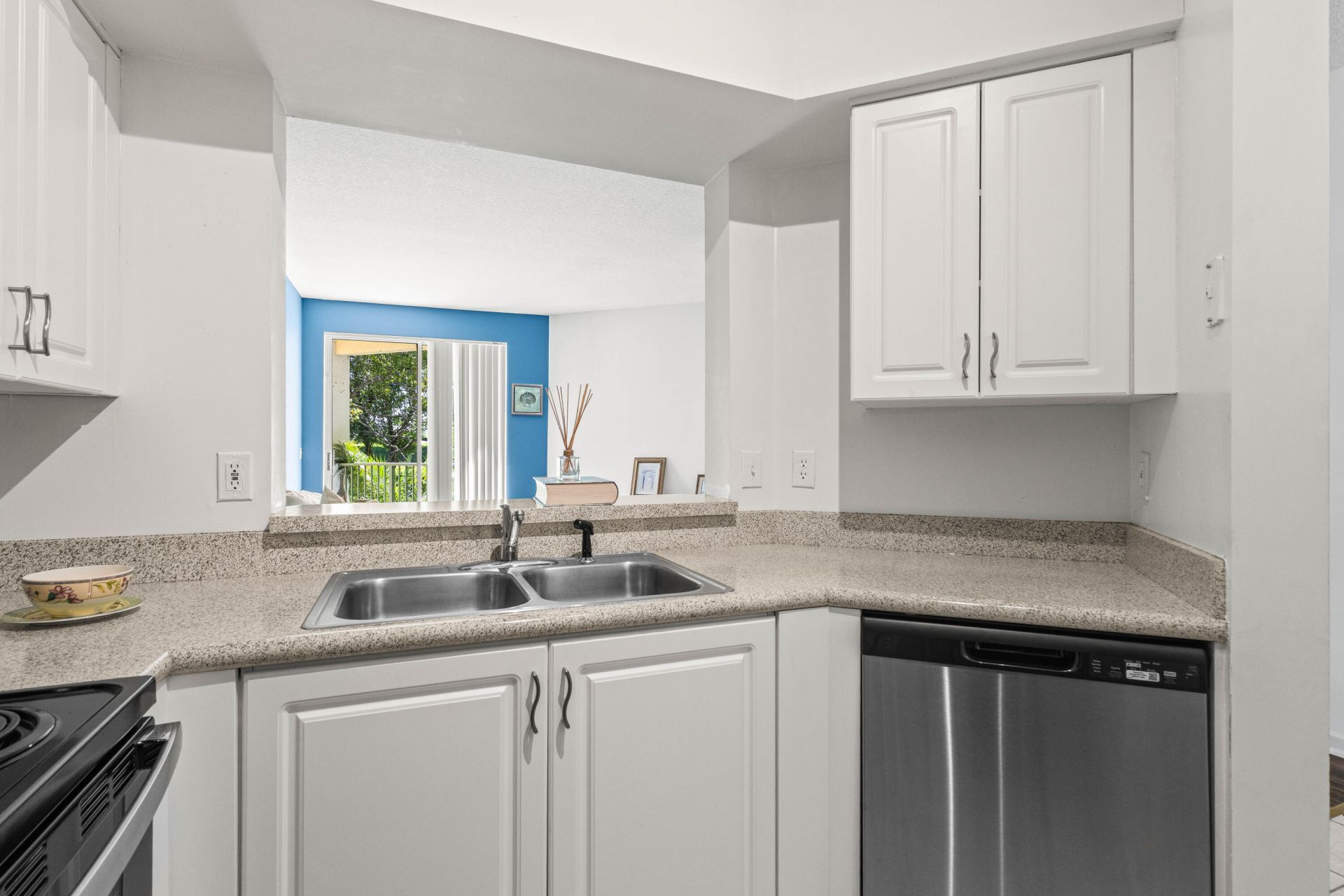 1957 Brandywine Road, Unit 302, West Palm Beach, FL 33409 Photo