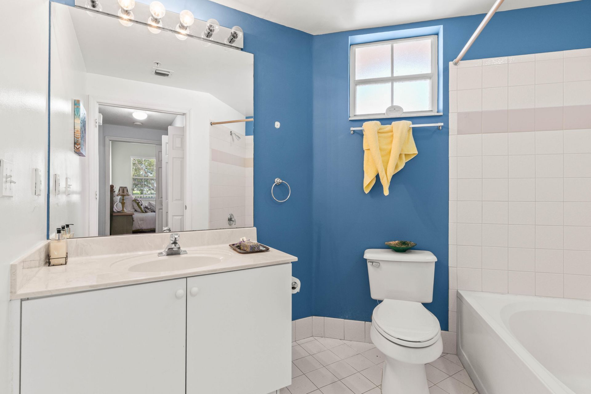 1967 Brandywine Road, Unit 302, West Palm Beach, FL 33409 Photo
