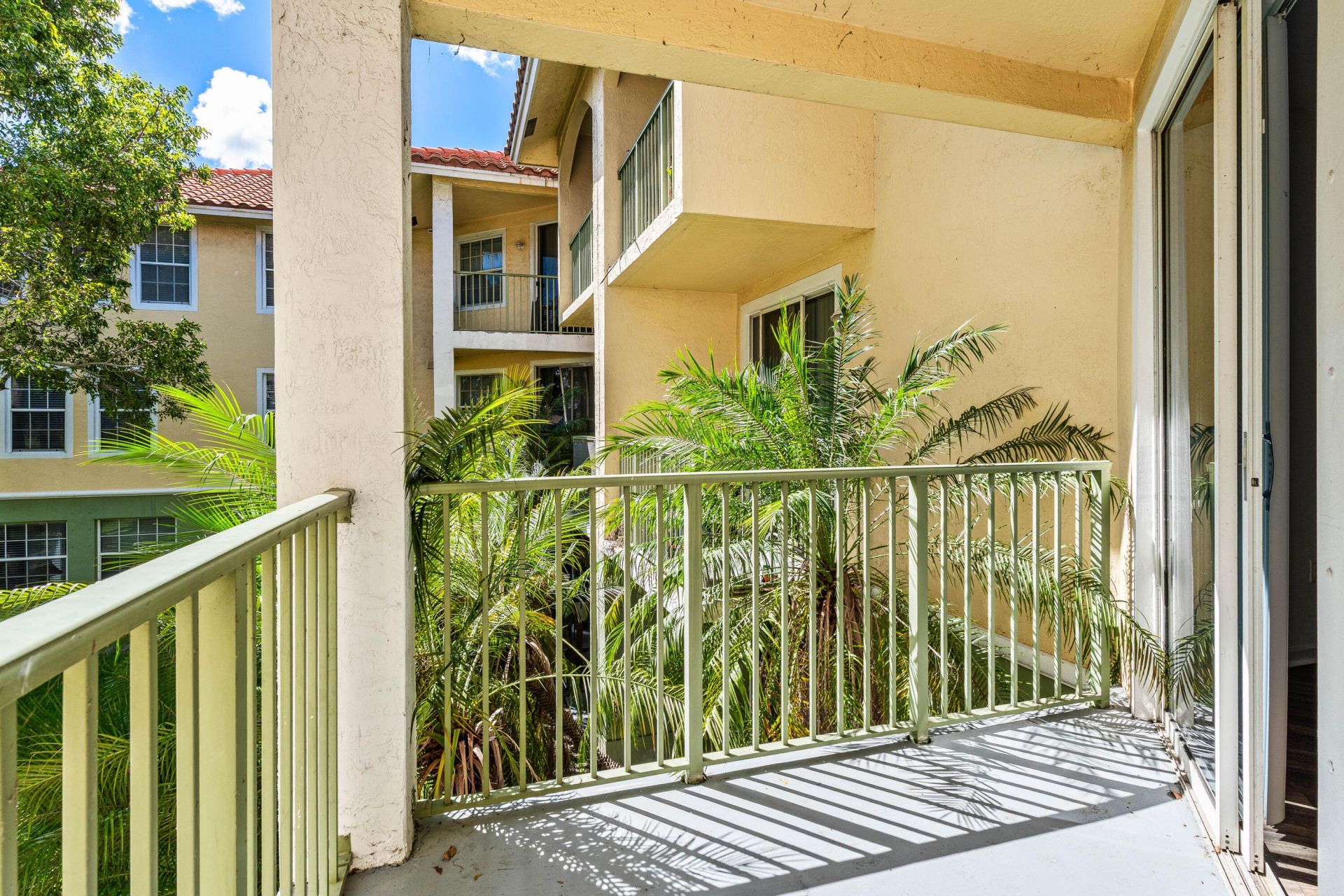 1967 Brandywine Road, Unit 302, West Palm Beach, FL 33409 Photo