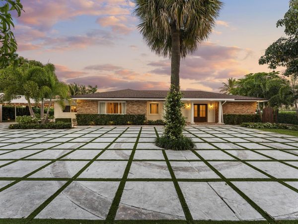7400 W Lake Drive, Lake Clarke Shores, FL 33406
