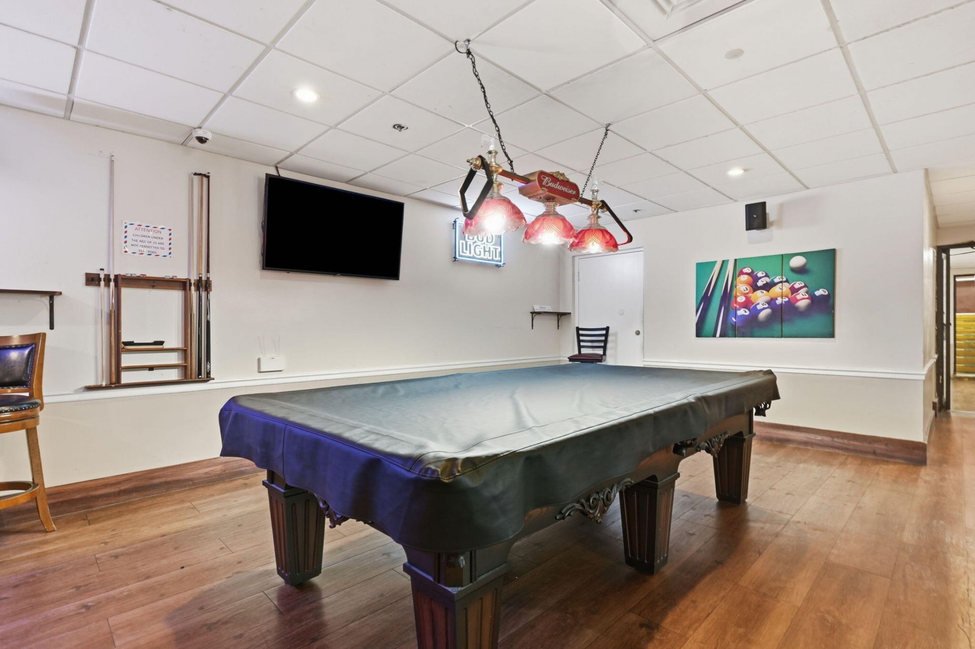 9325 Lagoon Place, Unit 405, Davie, FL 33324 Photo