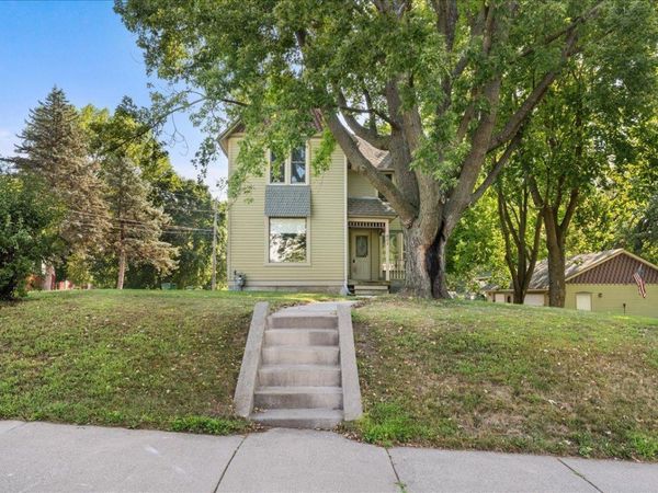 921 4th Street N, Stillwater, MN 55082