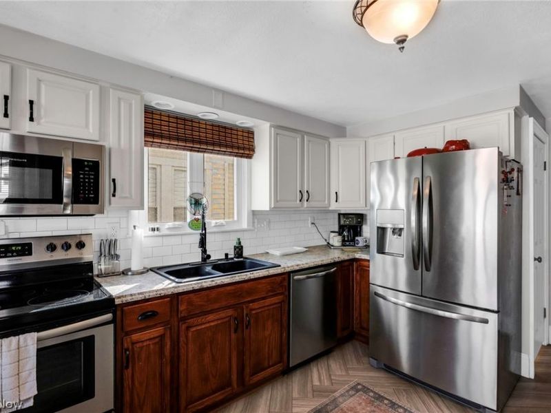 4561 Lincoln Avenue, Shadyside, OH 43947 Photo 9