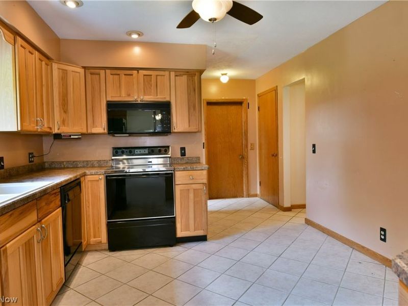 3225 Hewitt Gifford Road, Warren, OH 44481 Photo 12