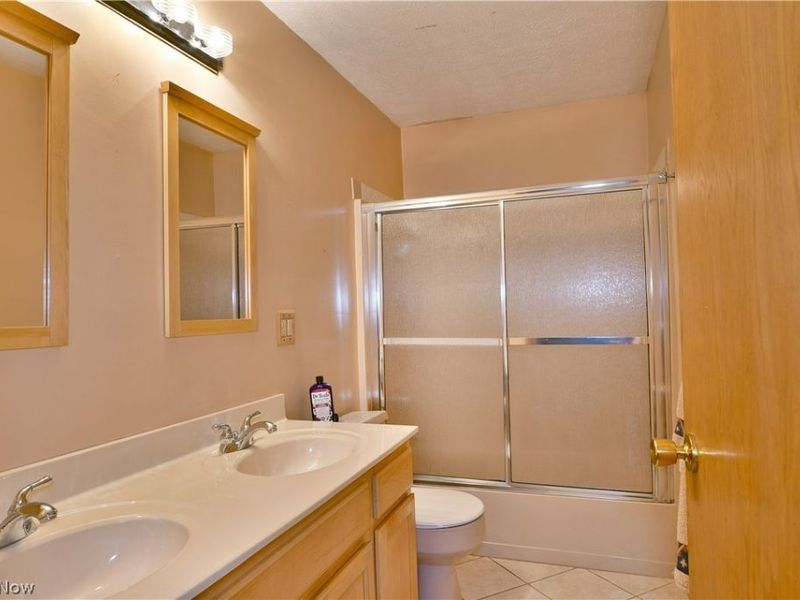 3225 Hewitt Gifford Road, Warren, OH 44481 Photo 16