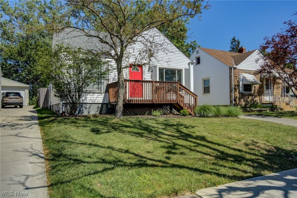 541 Helper Drive, Bedford, OH 44146 Main Photo
