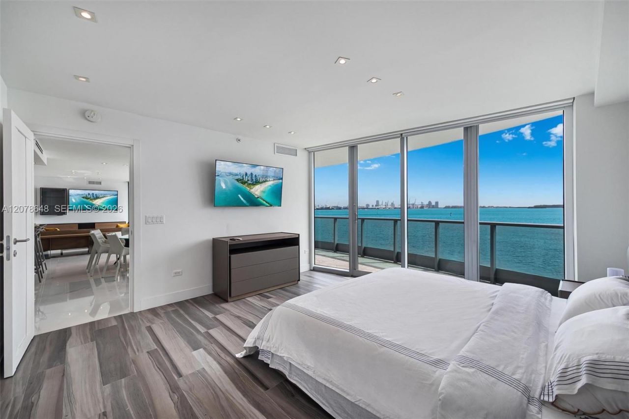 1331 Brickell Bay Dr , Unit BL-33, Miami, FL 33131 Photo