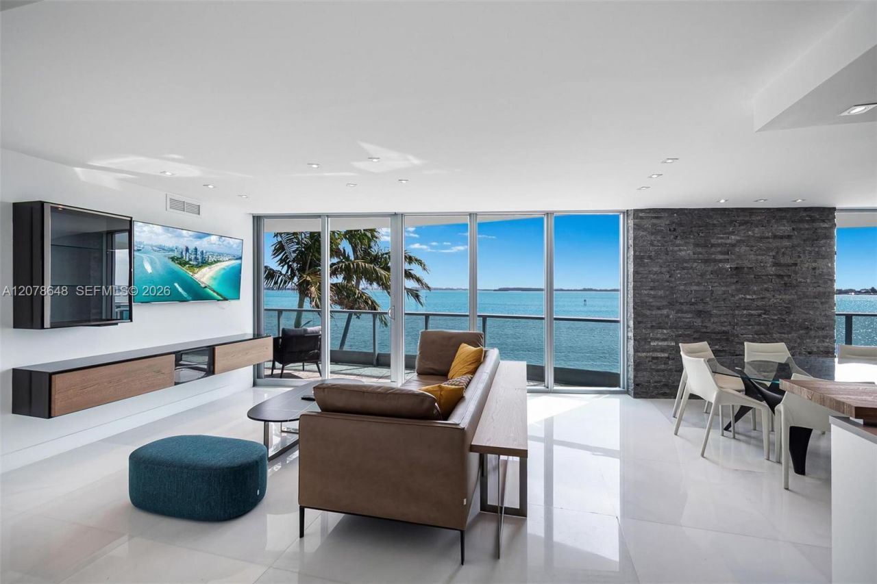 1331 Brickell Bay Dr , Unit BL-33, Miami, FL 33131 Photo