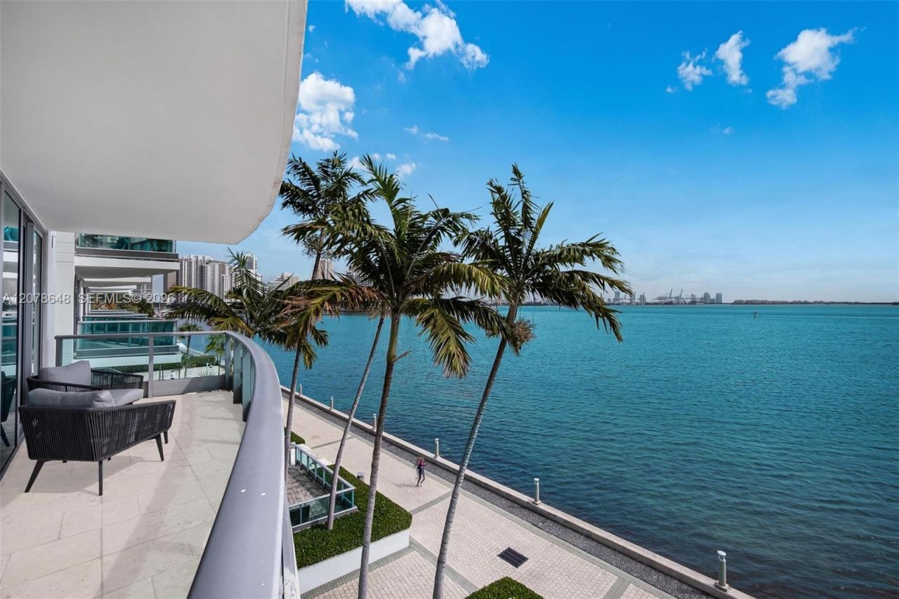 1331 Brickell Bay Dr , Unit BL-33, Miami, FL 33131 Photo