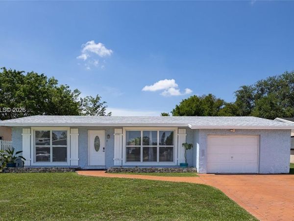8350 NW 27th Pl , Sunrise, FL 33322