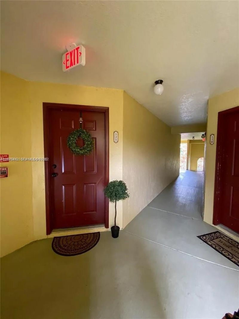 13090 Vista Isles Dr, Unit 125, Sunrise, FL 33325 Photo