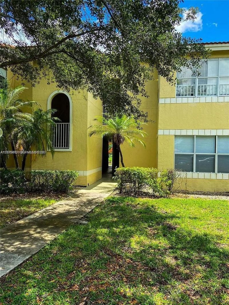 13090 Vista Isles Dr, Unit 125, Sunrise, FL 33325 Photo