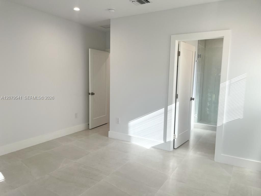 6331 SW 23rd St, Miami, FL 33155 Photo