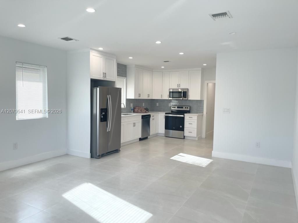 6331 SW 23rd St, Miami, FL 33155 Photo