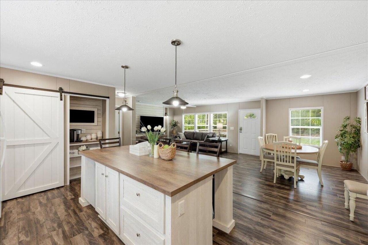 3033 Princess Pond Road Photo 17