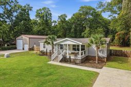 3033 Princess Pond Road photo 4
