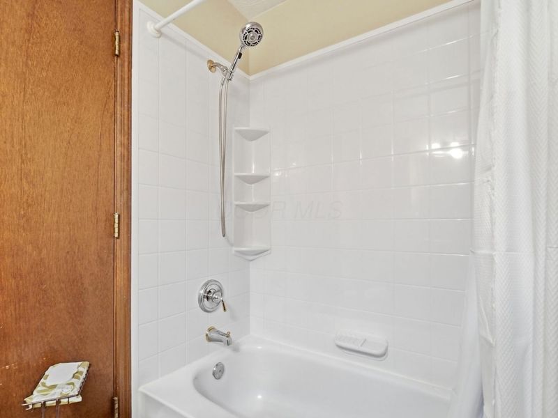 4052 Sequoia Avenue, Grove City, OH 43123 Photo 24