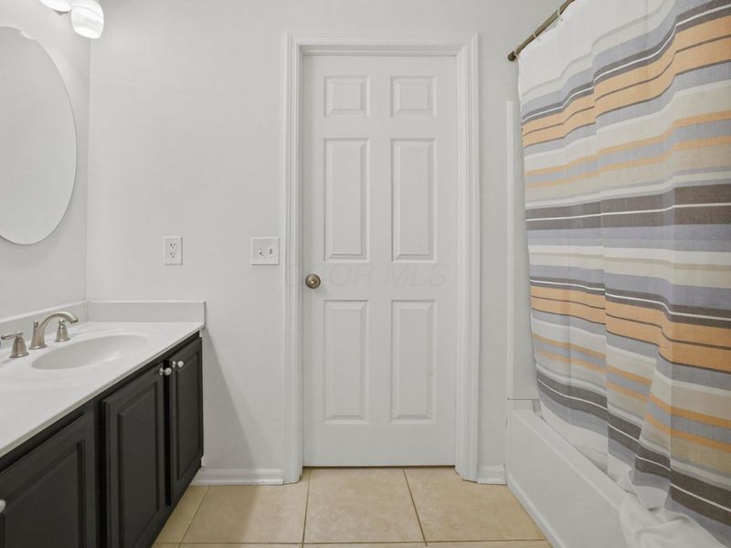 6065 Craughwell Lane , Dublin, OH 43017 Photo 18