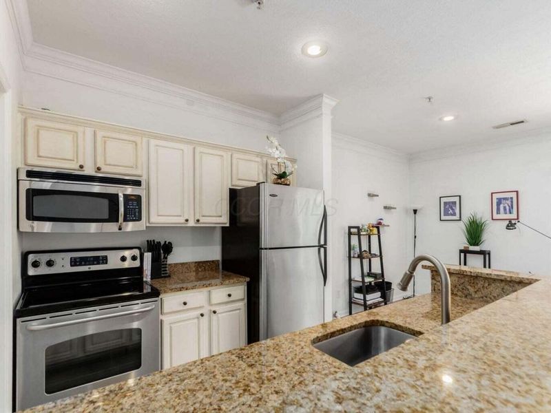 6065 Craughwell Lane , Dublin, OH 43017 Photo 8