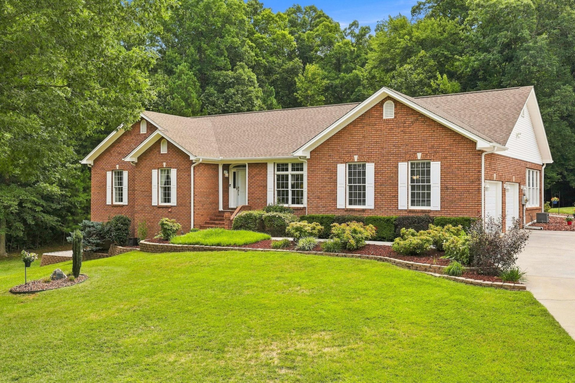 382 Bridgewater Drive, Mc Donald, TN 37353 Main Photo