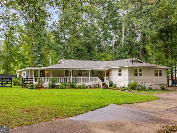 285 Air Acres Way, Woodstock, GA 30188