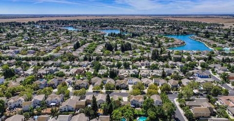 2829 Babson Dr, Elk Grove, CA 95758 Photo