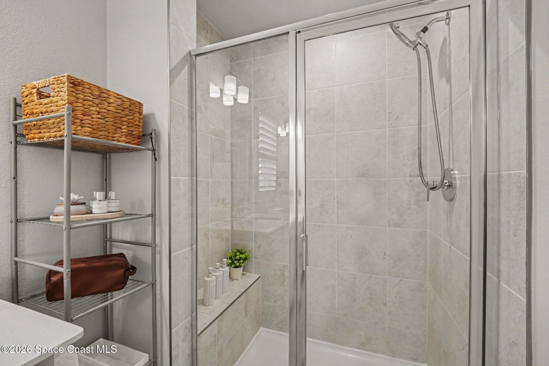 1895 Kendall Pointe Place , Melbourne, FL 32935 Photo