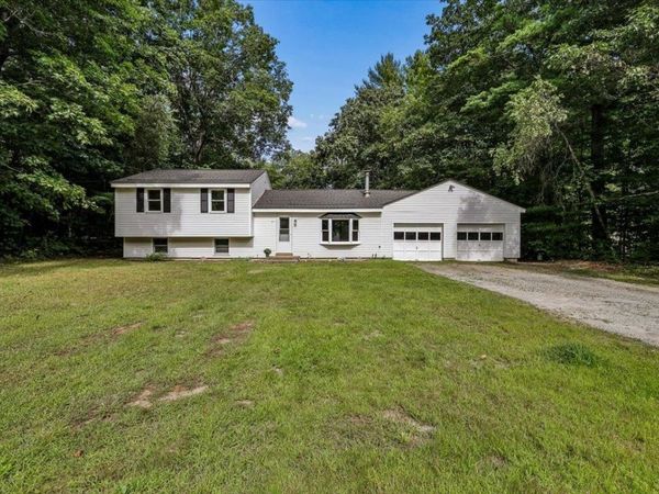 62 Pine Ridge Road, Hillsborough, NH 03244