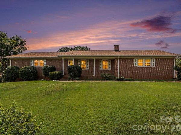 1018 Rembrandt Drive SW, Concord, NC 28027