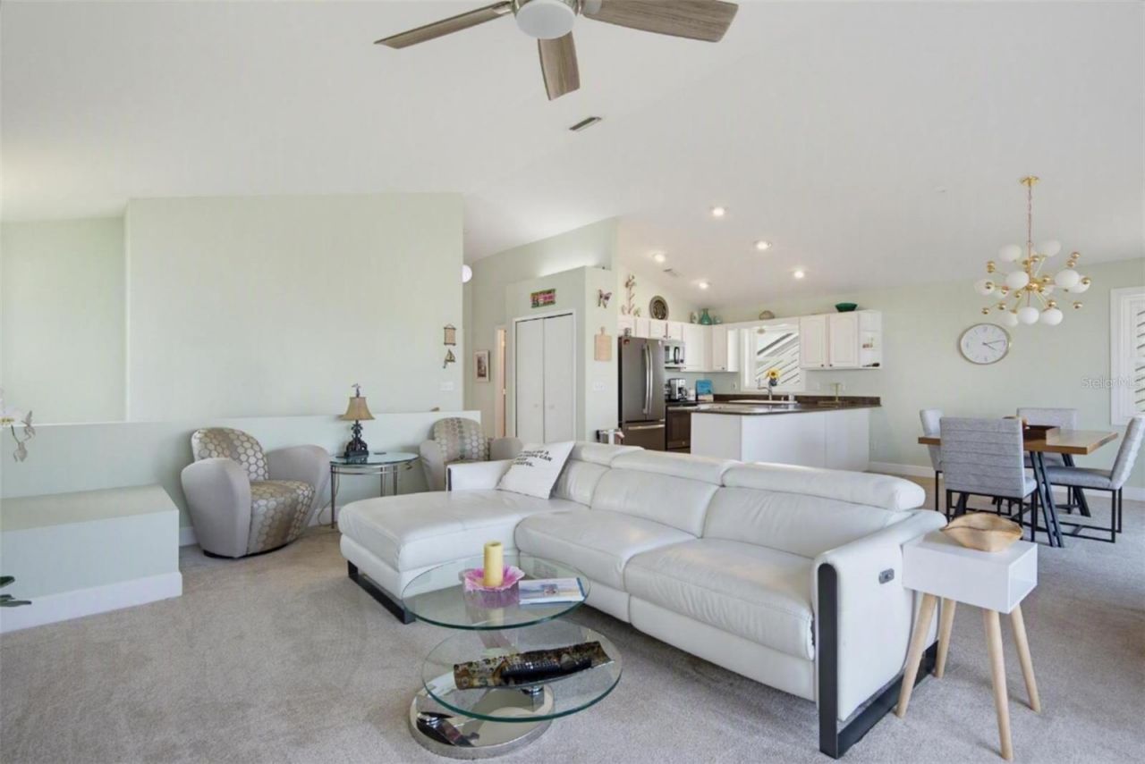 712 Central Ave N, Flagler Beach, FL 32136 Photo