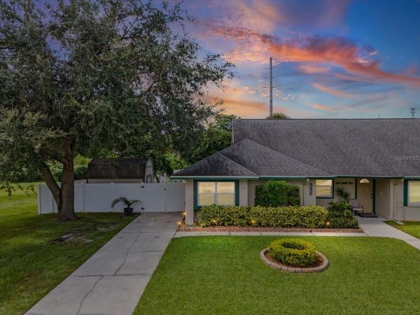 3439 LAUREL DALE DRIVE , TAMPA, FL 33618