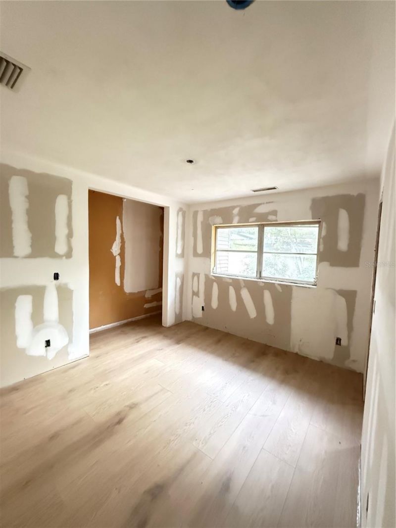 384 Lentz Road, Belleair Bluffs, FL 33770 Photo
