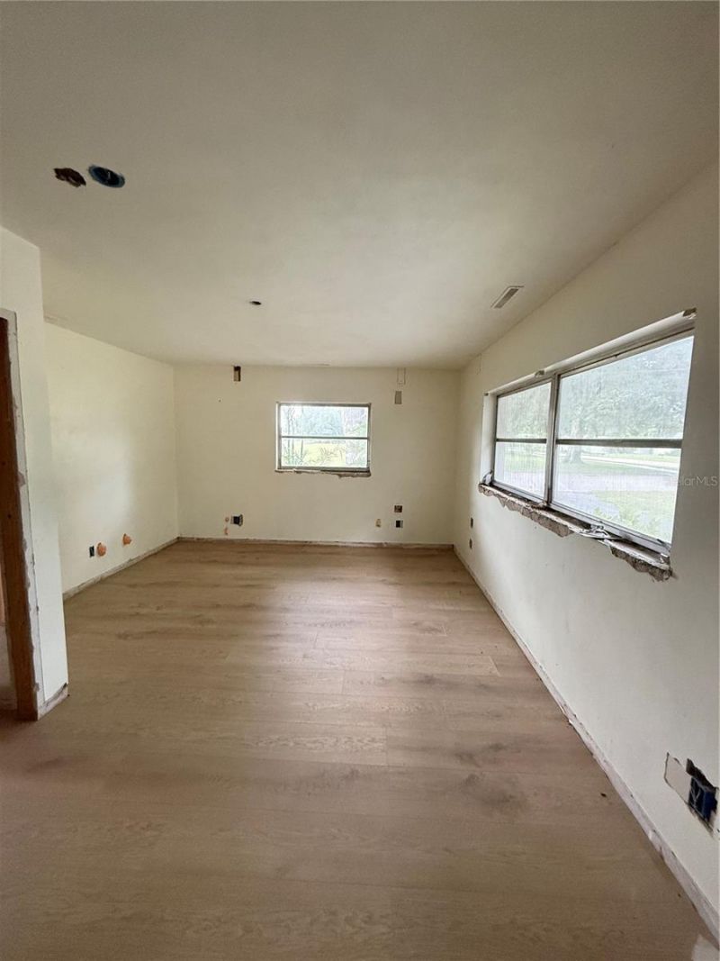 384 Lentz Road, Belleair Bluffs, FL 33770 Photo