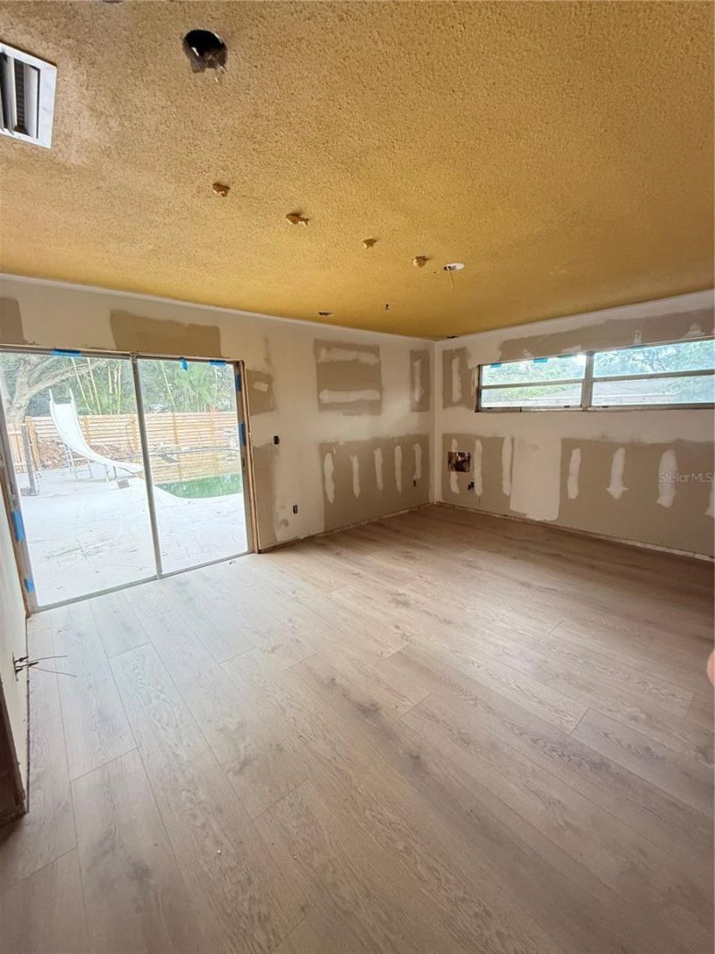 384 Lentz Road, Belleair Bluffs, FL 33770 Photo