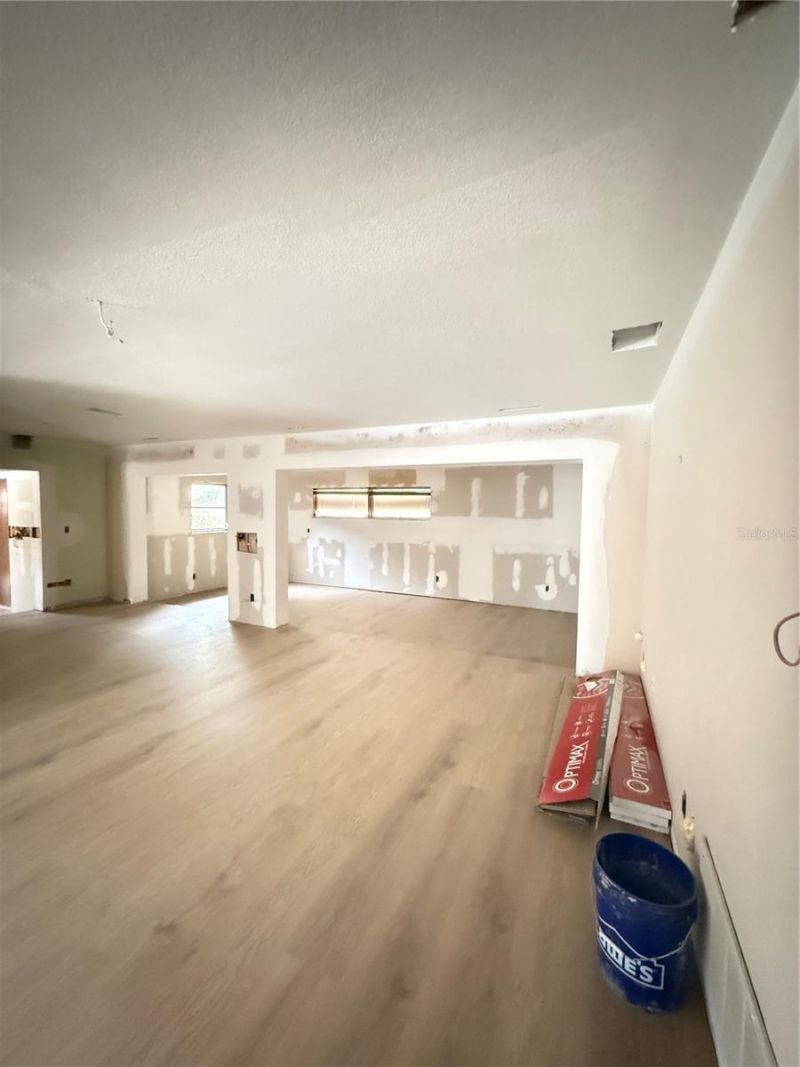 384 Lentz Road, Belleair Bluffs, FL 33770 Photo