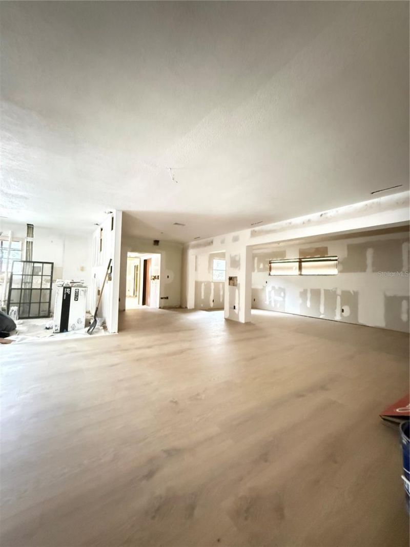 384 Lentz Road, Belleair Bluffs, FL 33770 Photo