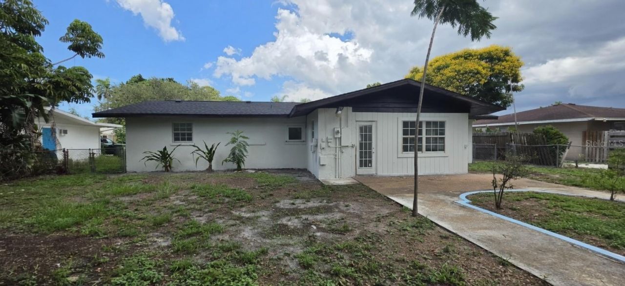 2405 21st Ave W, Bradenton, FL 34205 Photo