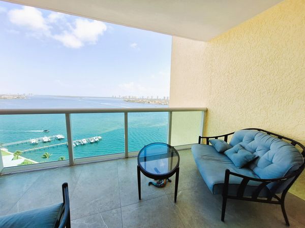2650 Lake Shore Drive, Unit 1705, Riviera Beach, FL 33404