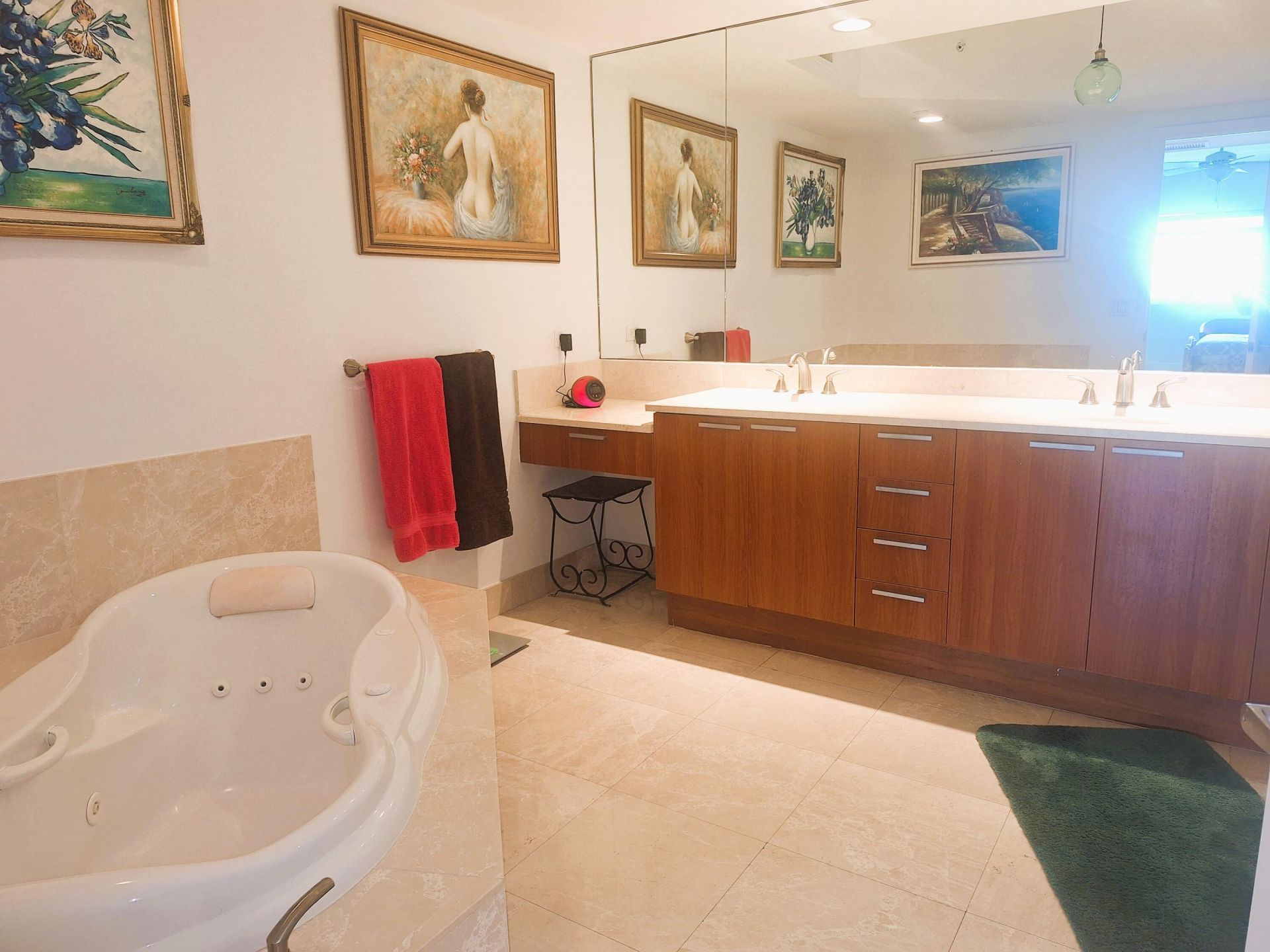 2650 Lake Shore Drive, Unit 1705, Riviera Beach, FL 33404 Photo