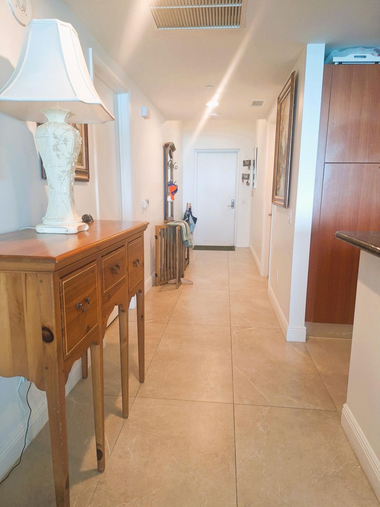 2650 Lake Shore Drive, Unit 1705, Riviera Beach, FL 33404 Photo