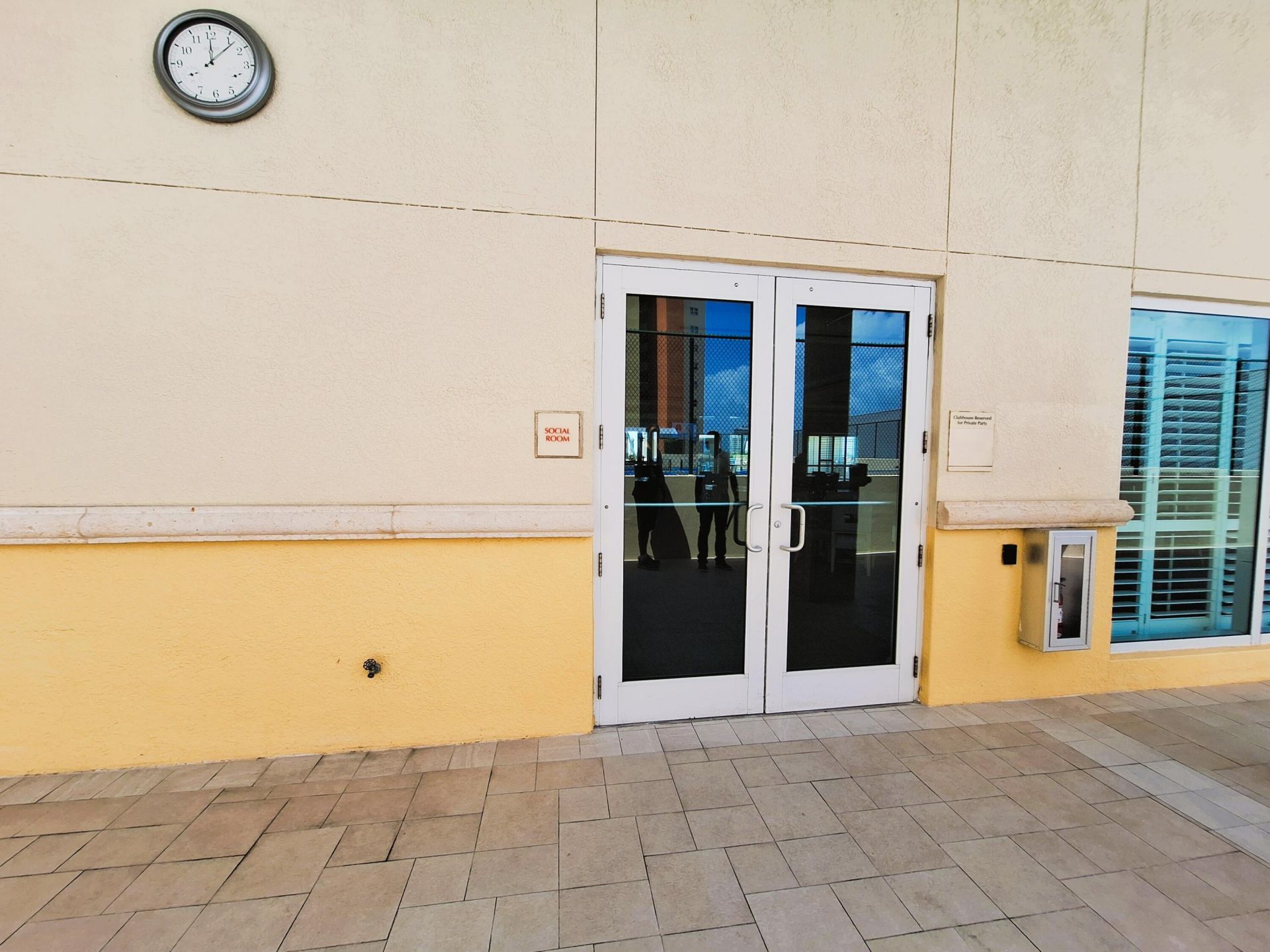 2650 Lake Shore Drive, Unit 1705, Riviera Beach, FL 33404 Photo