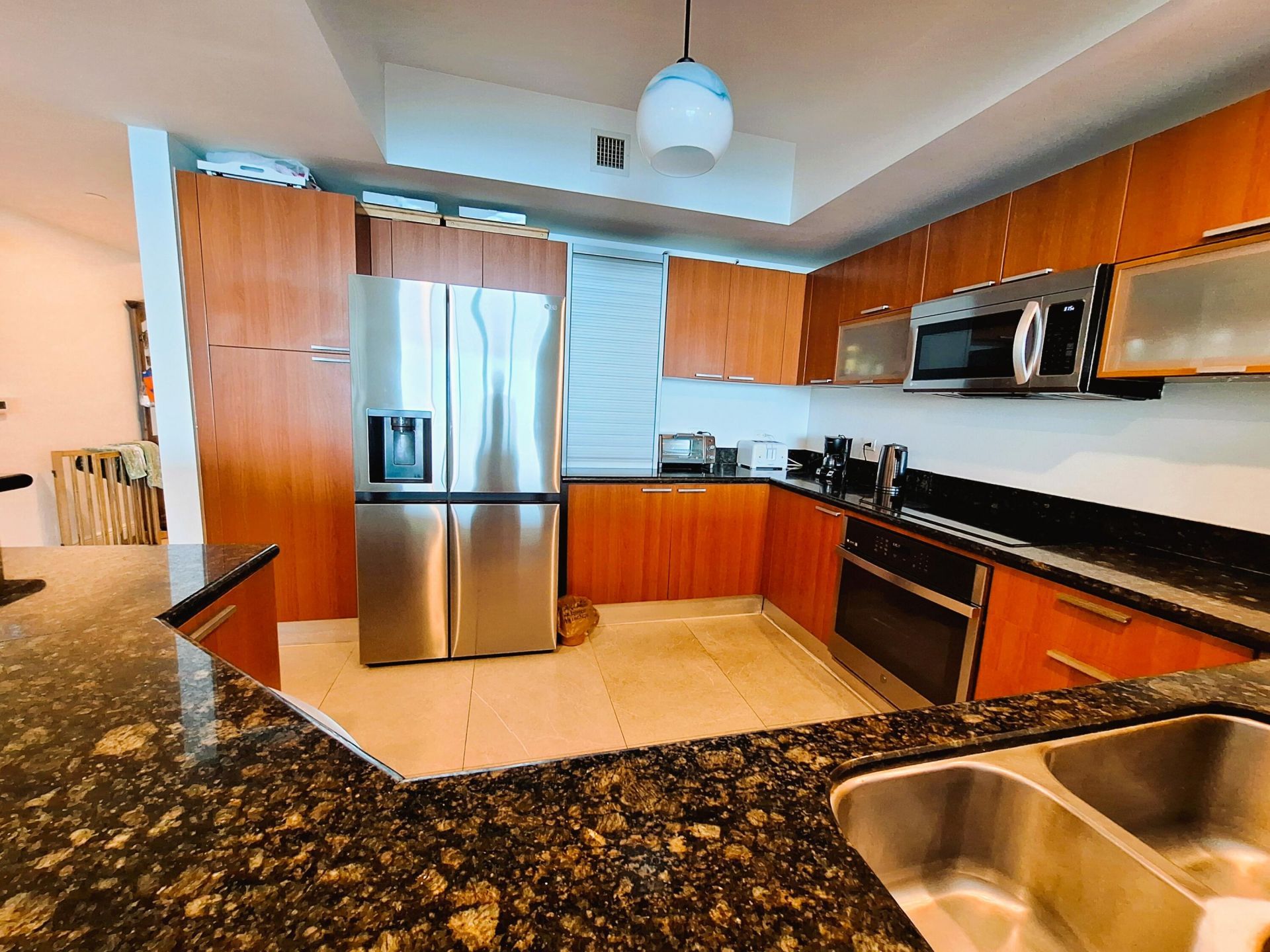 2650 Lake Shore Drive, Unit 1705, Riviera Beach, FL 33404 Photo