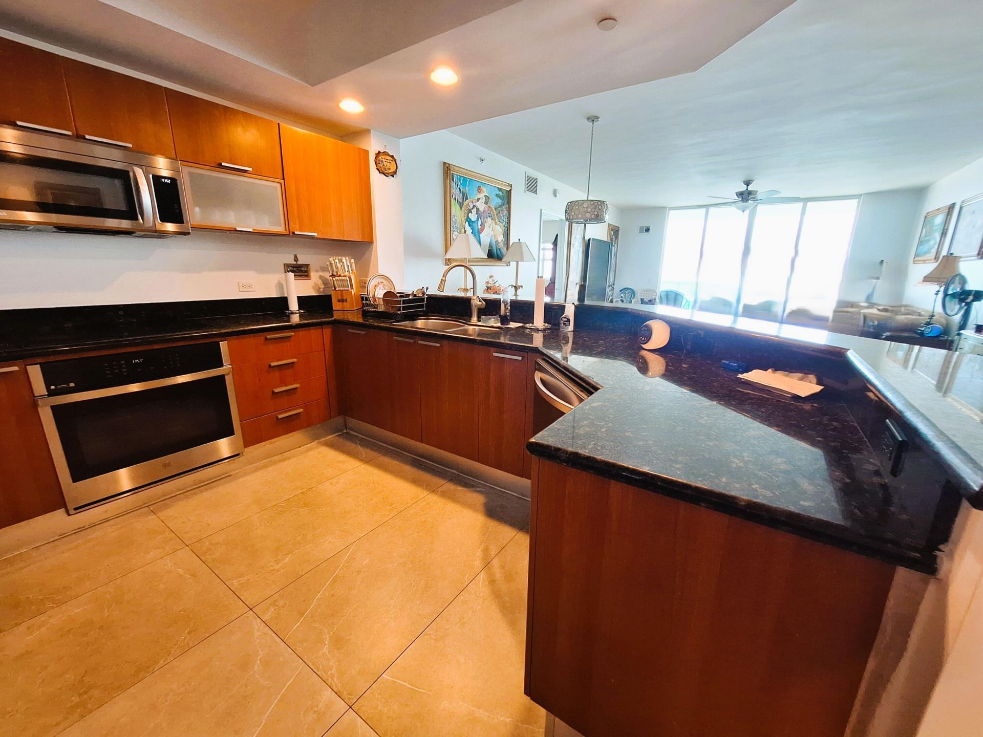2650 Lake Shore Drive, Unit 1705, Riviera Beach, FL 33404 Photo